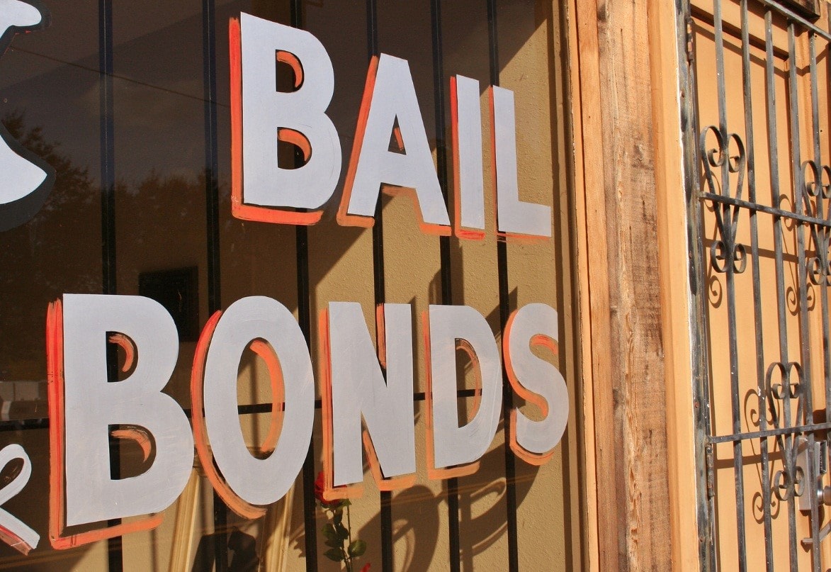 Temporarily-Free-Understand-the-World-of-Jails-Bail-and-Bail-Bonds